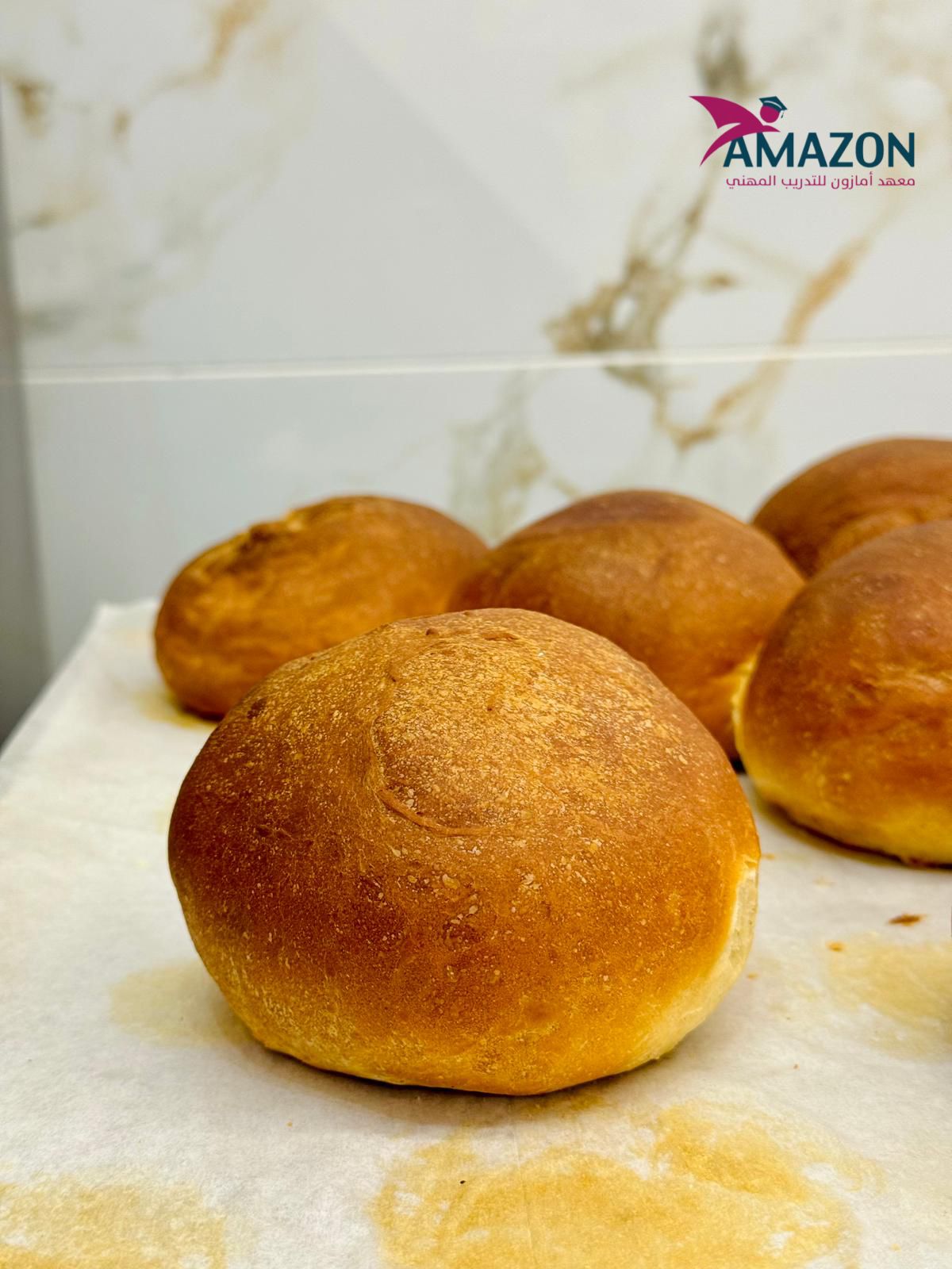 تخصص الشيف – خبز البرغر بإيدين طلابنا صار تحفة!